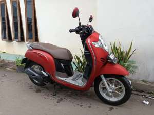 Jual bekas Honda scoopy stylish 2018 pajak hidup,lokasi di Cilandak