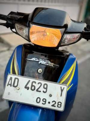 Jual bekas Honda SUPRA X Diskbrake Siap Pakai,lokasi di Pasar Kliwon