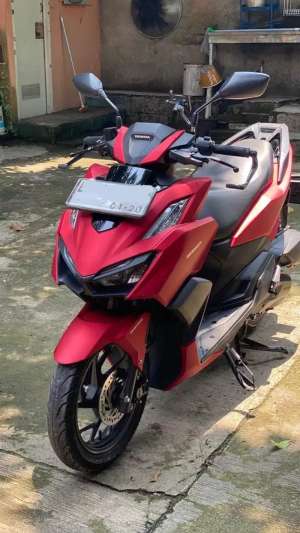 Jual bekas HONDA VARIO 160 CBS 2023 AWAL,lokasi di Setu
