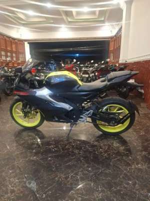 Jual bekas HUB DEDI DP 1 JT R15 V4 THN 2023 PJK HDP KTP DAERAH BISA KREDIT,lokasi di Tebet