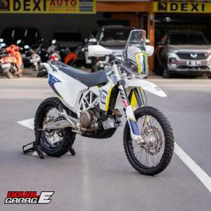 Jual bekas HUSQVARNA 701 ENDURO 2020 PUTIH,lokasi di Benowo