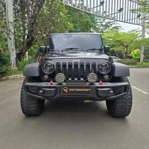 Jual bekas Jeep Rubicon 10th Anniversary 2013 low KM wranger sport JK,lokasi di 