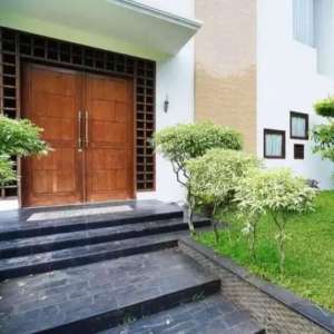 Jual Cepat Rumah Di Villa Gunung Lestari Jombang Tangsel lokasi di Ciputat, tersedia melalui melalui situs Olx