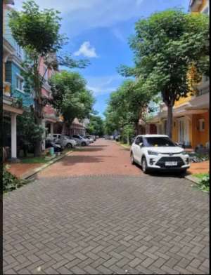 Jual Cepat Rumah Murah Bagus Omaha Village Strategis Gading Serpong lokasi di Kelapa Dua, tersedia melalui melalui situs Olx