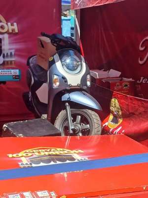 Jual bekas Jual honda scoopy 2025 dari dapat hadiah,lokasi di Tenggilis Mejoyo