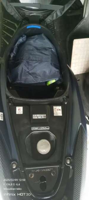 Jual Motor Kesayangan, Vario limited edition lokasi di Beji, tersedia melalui melalui situs Olx