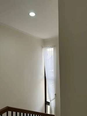 JUAL RUGI - DIJUAL CEPAT RUMAH SUVARNA SUTERA CIKUPA lokasi di Sindang Jaya, tersedia melalui melalui situs Olx