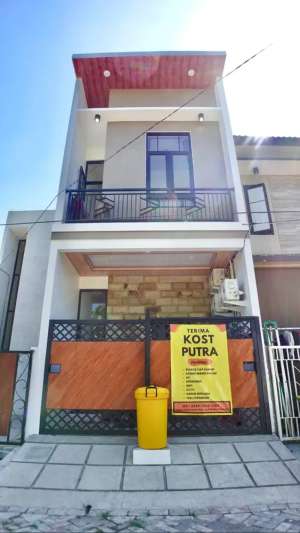 JUAL RUMAH KOST ITS SURABAYA 2LTRUMAH KOSAN SURABAYA ITSHANGTUAH lokasi di Sukolilo, tersedia melalui melalui situs Olx