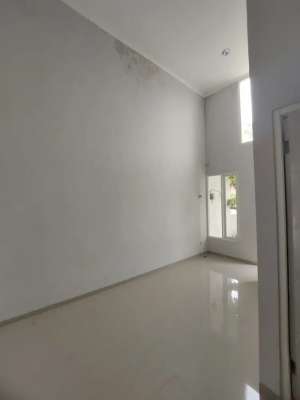 Jual Rumah Siap Huni Perum Tropodo Waru Sidoarjo lokasi di Waru, tersedia melalui melalui situs Olx