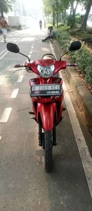 Jual bekas Jual vega Z-R bantu teman,lokasi di Duren Sawit