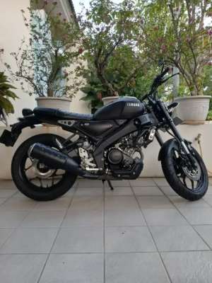 Jual bekas KM 700 PERAK YAMAHA XSR TH 2022 GRESS LIKE NEW,lokasi di Cakung