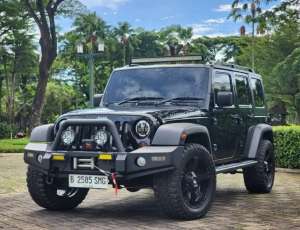 Jual bekas KM.61.RB ASLI JEEP RUBICON 3.8 AT 2010 HITAM RARE ITEM,lokasi di 