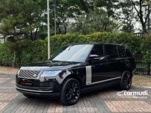Jual bekas LAND ROVER RANGE ROVER VOGUE 3.0 LWB FACELIFT AT 2018 Hitam Kondisi istimewa Dan Dijamin Siap Pakai kawanmobilbekas,lokasi di DKI Jakarta