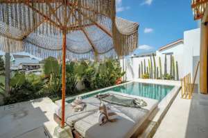 Leasehold- 2 bedroom villa in Babakan Canggu,Bali lokasi di Kuta Utara, tersedia melalui melalui situs Olx