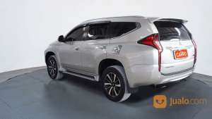 Jual bekas Mitsubishi Pajero Sport 2.4 Dakar 4x2 AT 2018 Silver,lokasi di Kota Semarang