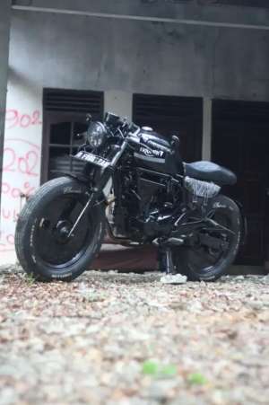 Jual bekas Motor custom caferacer,lokasi di Cimanggis