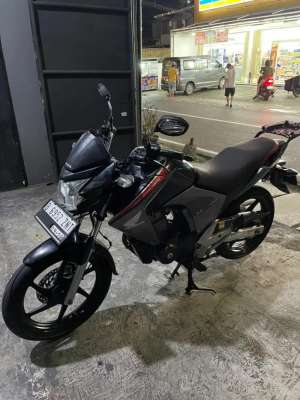 Jual bekas New Megapro Monoshock,lokasi di Cempaka Putih