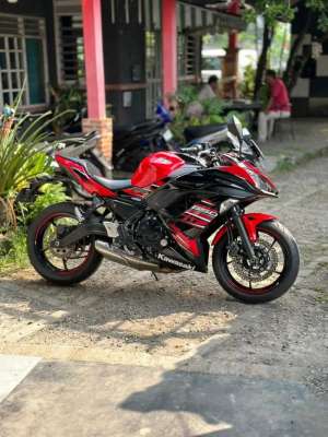 Jual bekas NINJA 650 ABS KM 199 PERAK,lokasi di Pancoran Mas