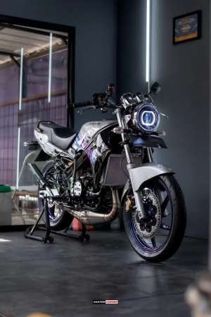 Jual bekas NINJA R SILVER TAHUN 2008 FULL RESTORE,lokasi di Cinere