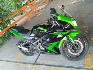 Jual bekas NInja RR New HIjau Normal 2013,lokasi di Cilincing