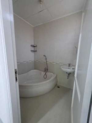 O DIJUAL RMH 2 TINGKAT PERUMAHAN MODERNLAND CLUSTER PERANCIS TANGERANG lokasi di Tangerang, tersedia melalui melalui situs Olx