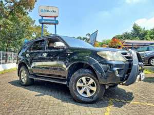 Jual bekas OLXmobbi LANGKA - TOYOTA FORTUNER 2.7 G BENSIN AT 2008,lokasi di 