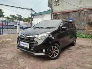 Jual bekas Pajak Panjang Daihatsu Sigra 1.2 R Deluxe Bensin-AT 2016 Hitam,lokasi di 