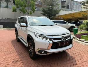 Jual bekas Pajero Sport 2020 Dakar Solar Matic LOW KM Full Original,lokasi di 