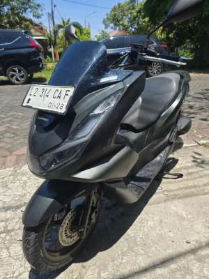 Jual bekas PCX 160 ABS htm Mulus DOFF,lokasi di Tenggilis Mejoyo