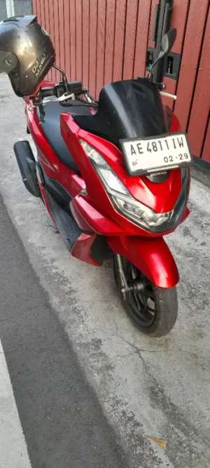 Jual bekas Pcx cbs 2024 Se,lokasi di Wungu
