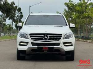 Jual bekas RARE Mercy ML250D 2014 Diesel Pakai 2015 ML 250 Mesin Fortuner VNT,lokasi di 
