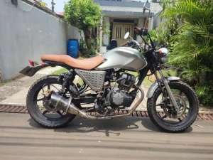 Jual bekas READY VERZA CUSTOM TAHUN 2014 PAJAK HIDUP,lokasi di Tomang