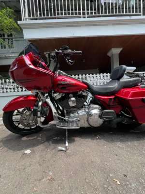 ROAD GLIDE th 2007 lokasi di Bogor Utara - Kota, tersedia melalui melalui situs Olx