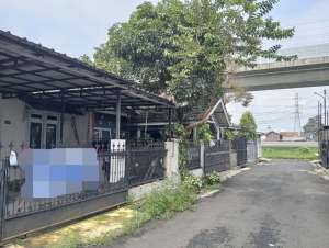 Rumah 1 Lantai Marga Kencana Buah Batu Bandung lokasi di Buahbatu (Margacinta), tersedia melalui melalui situs Olx