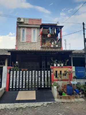 Rumah 2 Lantai Di Tigaraksa dekat Pemda lokasi di Tigaraksa, tersedia melalui melalui situs Olx