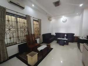 Rumah 2 Lantai Luas Di Royal Residence Cakung Jakarta Timur lokasi di Bekasi Barat, tersedia melalui melalui situs Olx