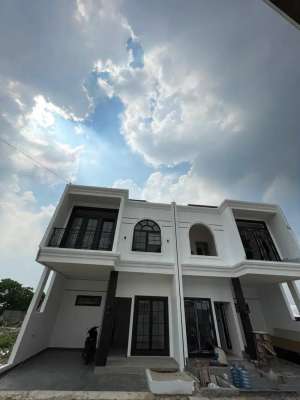 Rumah 2 LT Pinggir Jalan Raya dekat UI dan Brimob Kelapa 2 Promo DP 0 lokasi di Cimanggis, tersedia melalui melalui situs Olx