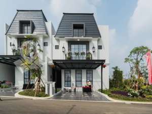 Rumah American Classic Terbaru Di Summarecon Bogor Dengan Attic Room lokasi di Sukaraja, tersedia melalui melalui situs Olx