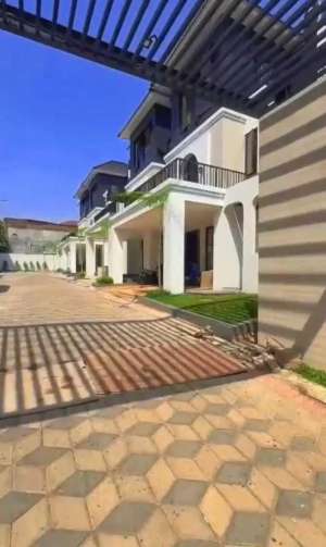 Rumah baru siap huni di Gajahmungkur telaga bodas semarang lokasi di Gajah Mungkur, tersedia melalui melalui situs Olx