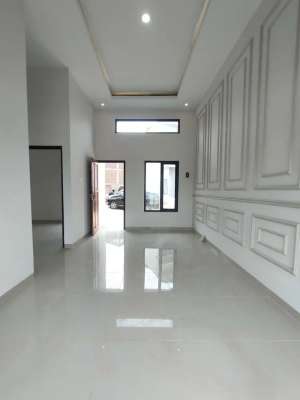 RUMAH BARU TENGAH KOTA SELANGKAH KE AKPOL DAN JALAN RAYA PAPANDAYAN lokasi di Gajah Mungkur, tersedia melalui melalui situs Olx