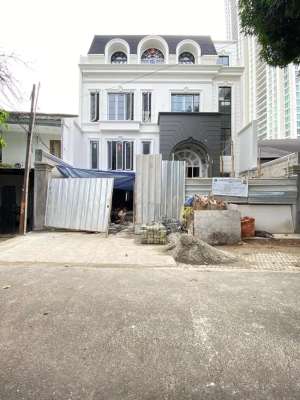 RUMAH BRAND NEW KEBAYORAN BARU, JAKARTA SELATAN lokasi di Kebayoran Baru, tersedia melalui melalui situs Olx