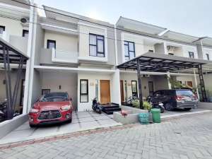 Rumah cantik di perumahan cluster GENTAN area lokasi di Polokarto, tersedia melalui melalui situs Olx
