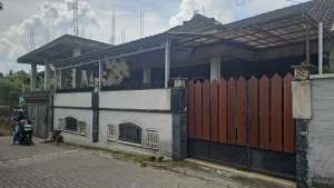 Rumah dengan tanah luas selatan pemda sleman strategis lokasi di Mlati, tersedia melalui melalui situs Olx