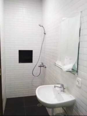 RUMAH DEPAN TAMAN TAMAN DIPONEGORO LIPPO KARAWACI lokasi di Karawaci, tersedia melalui melalui situs Olx