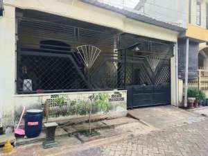 RUMAH DI KELURAHAN WATES, MAGERSARI MOJOKERTO lokasi di Magersari, tersedia melalui melalui situs Olx