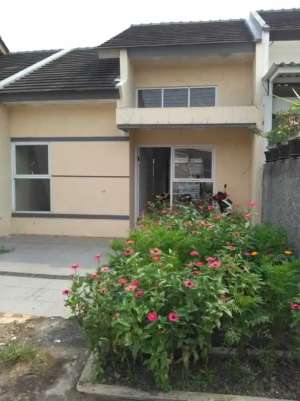 Rumah Free Biaya-All in Full Bata Merah Akses 2 Mobil di Mustika Jaya lokasi di Mustika Jaya, tersedia melalui melalui situs Olx