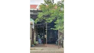 Rumah hadap taman di Gading Arcadia, Kelapa Gading lokasi di Kelapa Gading, tersedia melalui melalui situs Olx