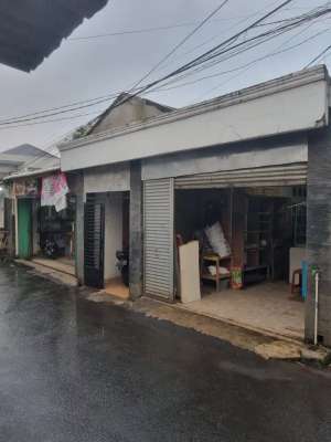 Rumah huni dan warung Cilangkap Tapos Depok lokasi di Tapos, tersedia melalui melalui situs Olx