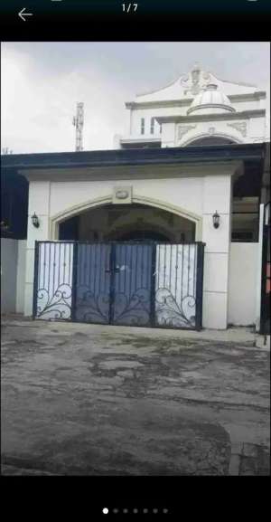 Rumah klasik design American style dekat kampus upi cibiru hilir lokasi di Panyileukan, tersedia melalui melalui situs Olx