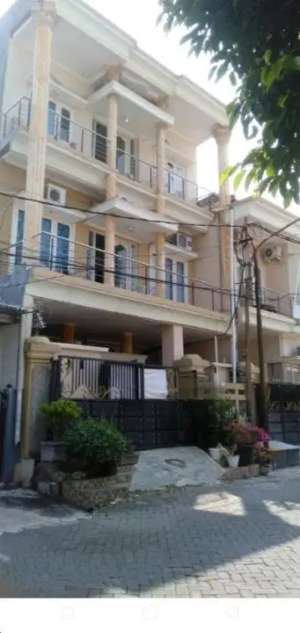 Rumah Kos Mulyosari Tengah dekat Sutorejo Dharmahusada Kertajaya Merr lokasi di Mulyorejo, tersedia melalui melalui situs Olx